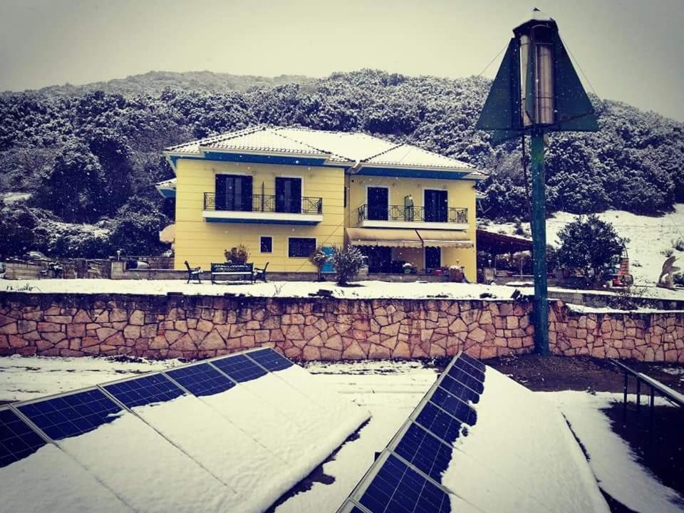 Guesthouse Bizani Neo Mpizani المظهر الخارجي الصورة